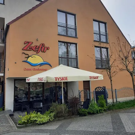 Zefir Гостевой дом *